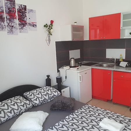 Studio Apartmani Ivanda Μακάρσκα Εξωτερικό φωτογραφία