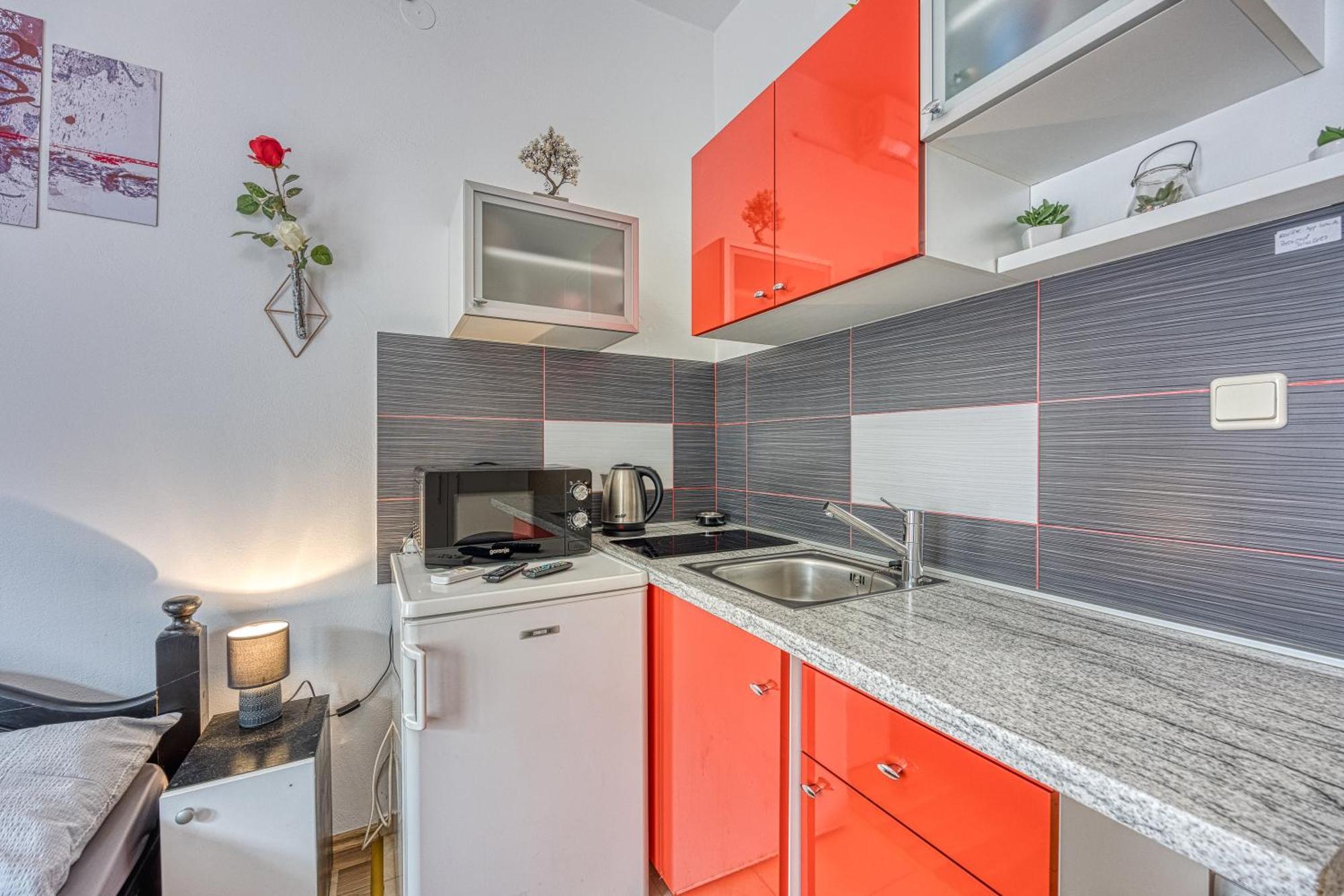 Studio Apartmani Ivanda Μακάρσκα Εξωτερικό φωτογραφία